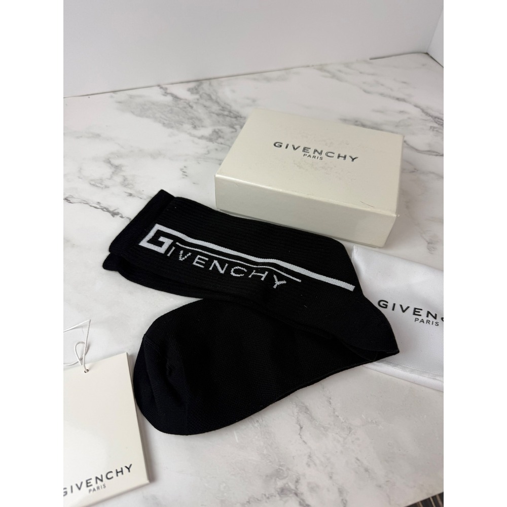 Givenchy Paris Intarsia Logo Stretch Black White Crew Socks Cotton Blend New - Picture 3 of 6
